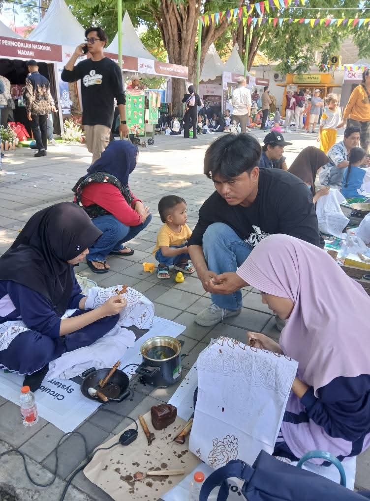 Banyuwangi Batik Festival 2025 Angkat Motif “Wader Kesit” sebagai Simbol Ketangguhan dan Adaptasi