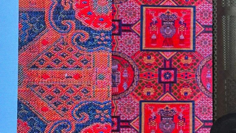 Baju brocade Kaisar China dan tahap-tahap pembuatannya.