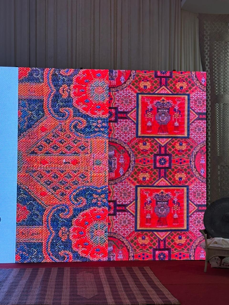Baju brocade Kaisar China dan tahap-tahap pembuatannya.
