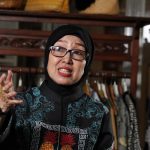 Ratna Bambang Heryanto, pengusaha Subang yang konsisten menghidupkan batik Subang lewat dedikasi, jejaring, dan perjuangan panjang.