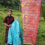 Tiga tokoh kunci menjaga batik Subang tetap hidup, dari penggerak organisasi hingga pencipta motif, di tengah minim dukungan dan persaingan pasar.