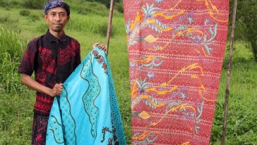 Tiga tokoh kunci menjaga batik Subang tetap hidup, dari penggerak organisasi hingga pencipta motif, di tengah minim dukungan dan persaingan pasar.