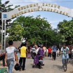 Pasar 17 Agustus jadi pusat batik tulis terbesar dunia. Tradisi kuat, harga beragam, kualitas unggul, budaya batik hidup sehari-hari.