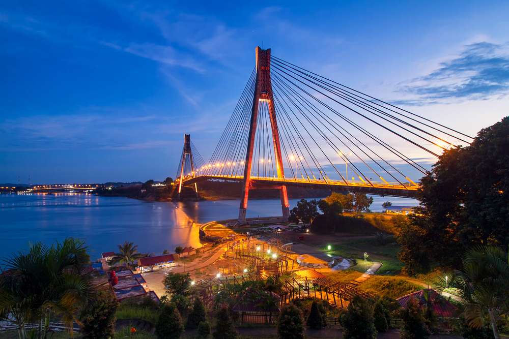 Jembatan Barelang inspirasi motif batik Batam