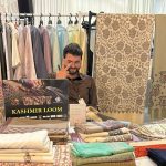 Hari pertama WEFT 2025 menampilkan kisah inspiratif Thai Silk dan wild silk India, membuka refleksi penting bagi masa depan wastra Indonesia.