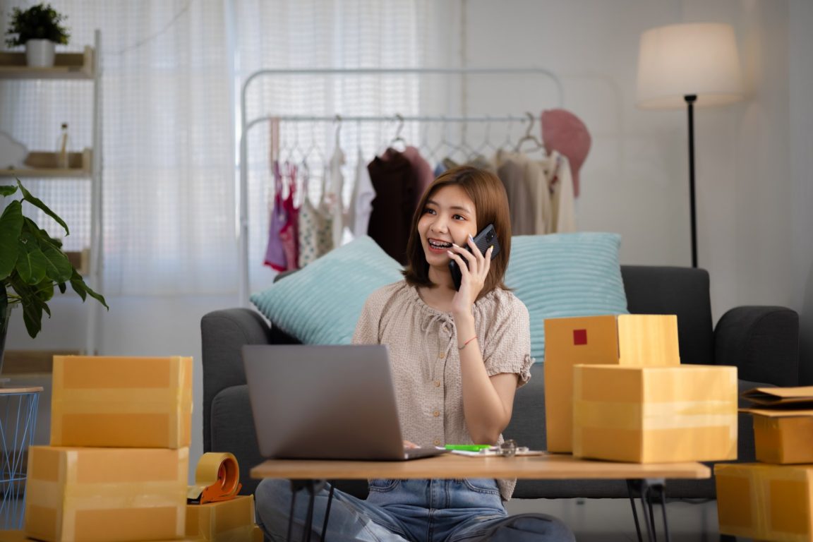 Belum pernah jualan online tapi ingin dikenal di dunia digital? Mulai dari cerita, kredibilitas, dan kehadiran bertahap.