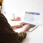 Bangun jejak digital UMKM batik yang beresonansi. Hadirkan cerita, budaya, dan nilai warisan agar brand batik hidup dan dipercaya