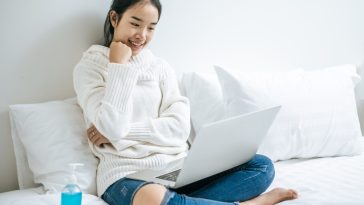 Indonesia punya 224 juta pengguna internet. Target 0,1% saja sudah 224 ribu calon pembeli. Jejak digital adalah strategi masa depan.