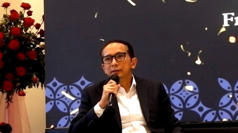 Hendry Napitupulu jelaskan konsep Consciously Javanese Atria Malang: gunungan dan kawung menghias interior, merajut kemewahan warisan kini