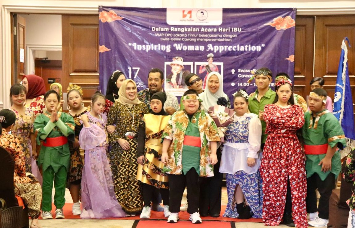 IWAPI Jakarta Timur dan Swiss-Belinn Cawang apresiasi perempuan inspiratif di Hari Ibu 2025 lewat penghargaan, talkshow, dan fashion show.