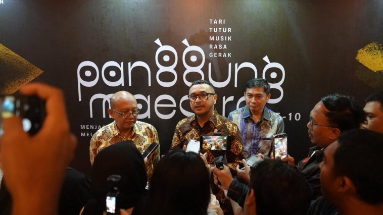 Panggung Maestro ke-10 di Gedung Kesenian Jakarta rayakan maestro seni lakon dan regenerasi budaya Nusantara lintas generasi.