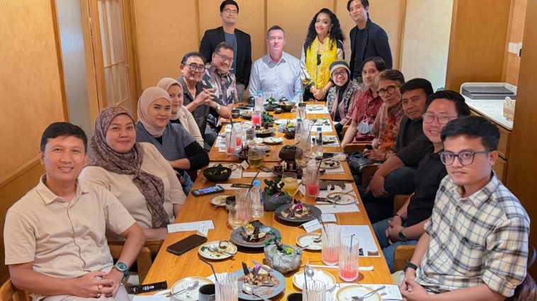 John Flood mengungkap strategi global Archipelago International, dari ekspansi Karibia hingga Saudi Arabia, dalam CEO Table: Hospitality Unpacked