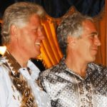 Bill Clinton dan Eipstein menggunakan batik. Arsip DoJ ungkap Jeffrey Epstein pernah beli seni dan furnitur Bali lewat perusahaan LSJE, LLC sebelum kasusnya mencuat.