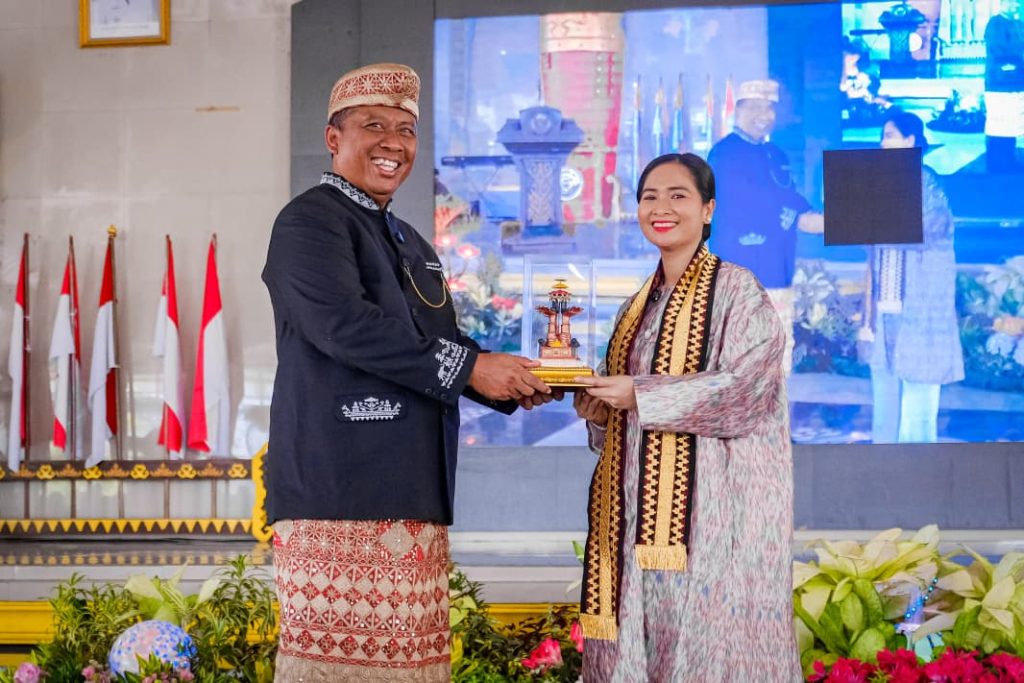 Wamenpar Ni Luh Puspa apresiasi Tradisi Blangikhan di Lampung Tengah, dorong pariwisata budaya berkelanjutan.