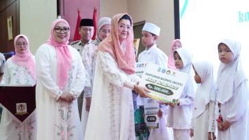 Safari Ramadan TP PKK Jakarta Timur 2026 perkuat kepedulian sosial, spiritual, dan santunan yatim dhuafa.