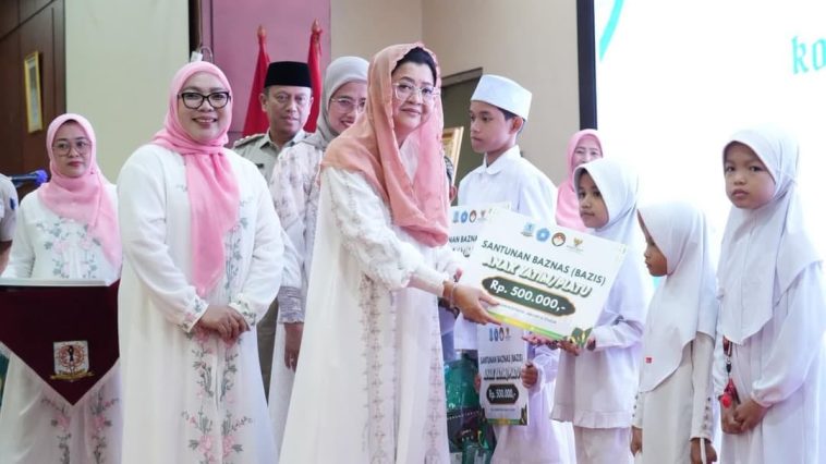 Safari Ramadan TP PKK Jakarta Timur 2026 perkuat kepedulian sosial, spiritual, dan santunan yatim dhuafa.