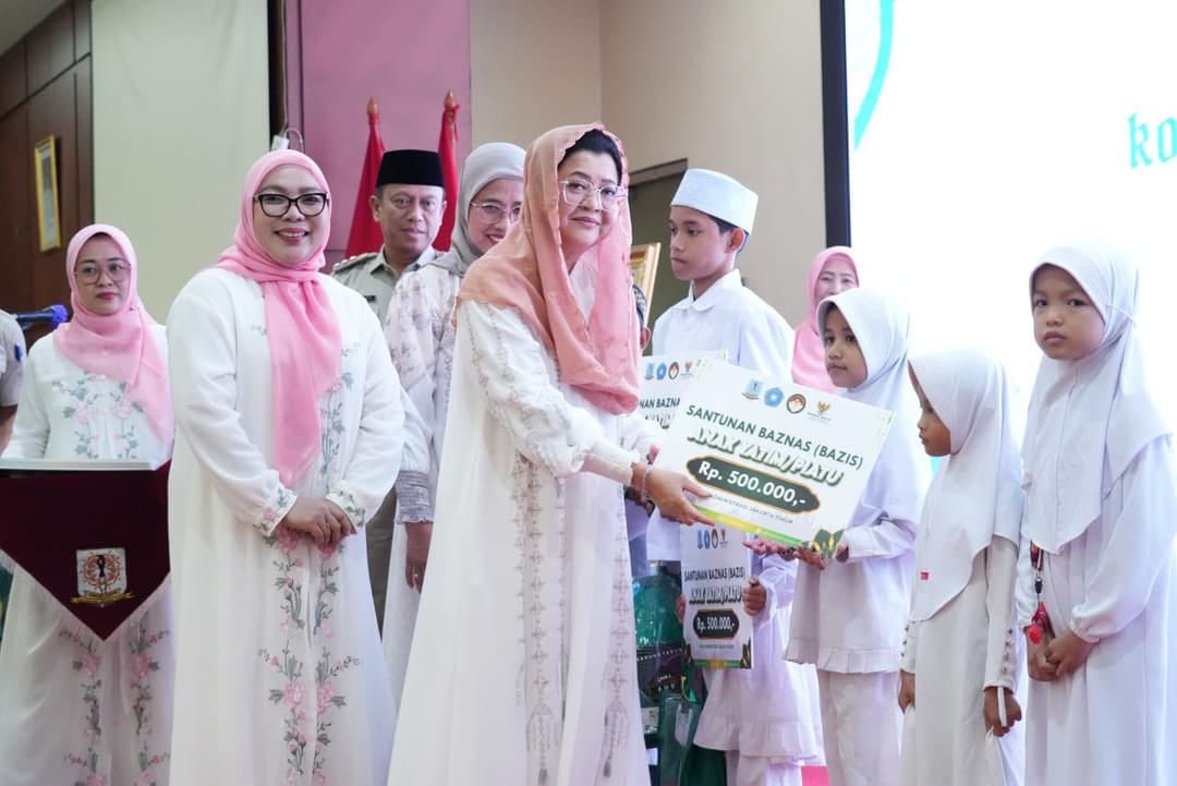 Safari Ramadan TP PKK Jakarta Timur 2026 perkuat kepedulian sosial, spiritual, dan santunan yatim dhuafa.