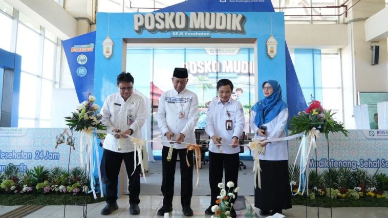 Wali Kota Munjirin resmikan Posko Kesehatan Mudik BPJS Kesehatan 24 jam di Terminal Pulogebang untuk layanan kesehatan pemudik Lebaran.