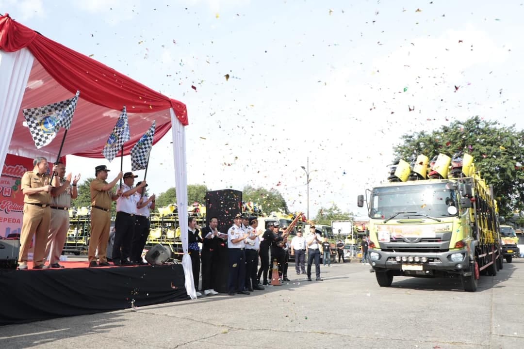 Pemprov DKI memberangkatkan 388 motor pemudik dari Terminal Pulogadung ke lima kota tujuan dalam program Mudik Gratis 2026.