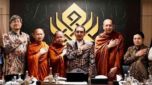 Kemenbud dukung Waisak 2026 di Borobudur dengan konsep living heritage, perkuat nilai spiritual dan budaya nasional.