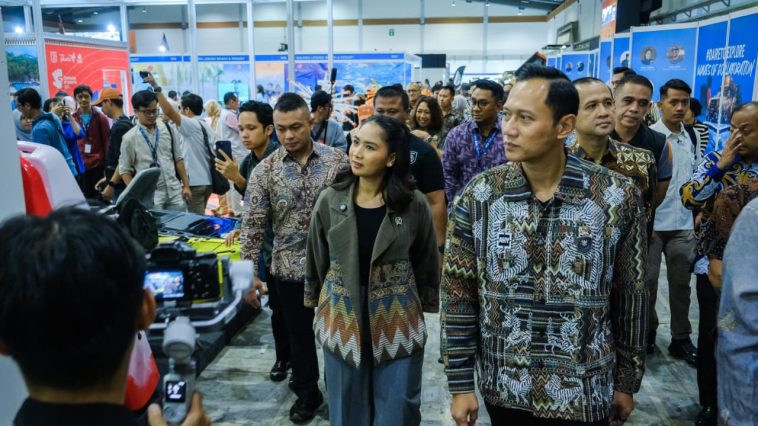 DXI 2026 dorong wisata petualangan Indonesia mendunia, seiring tren pengalaman alam dan kontribusi besar wisata bahari nasional.