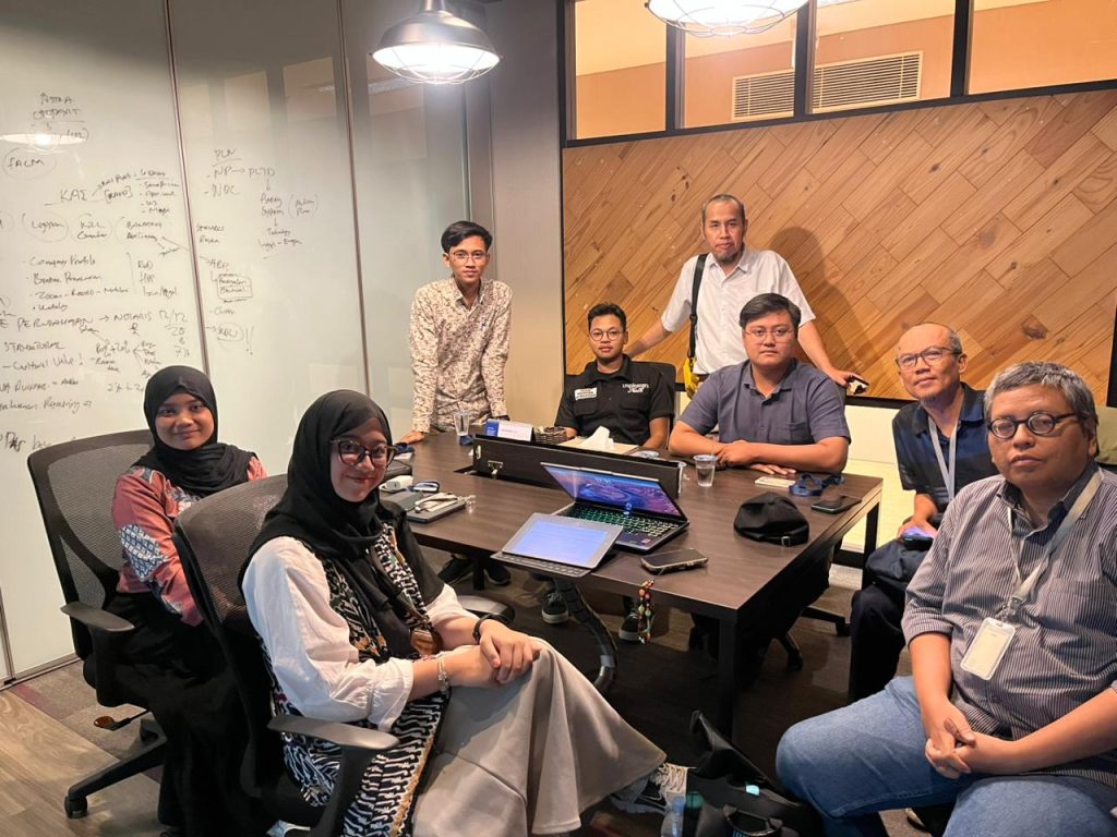 Mahasiswa UI hadirkan UMKM-GO berbasis AI untuk bantu analisis usaha dan jembatani UMKM dengan investor secara efisien.