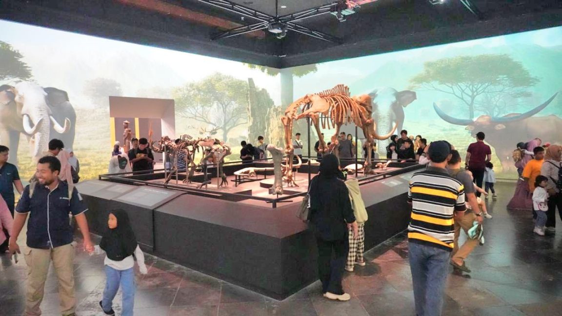 Kunjungan museum dan cagar budaya saat Lebaran 2026 capai 551 ribu, tren wisata edukatif makin diminati masyarakat Indonesia.