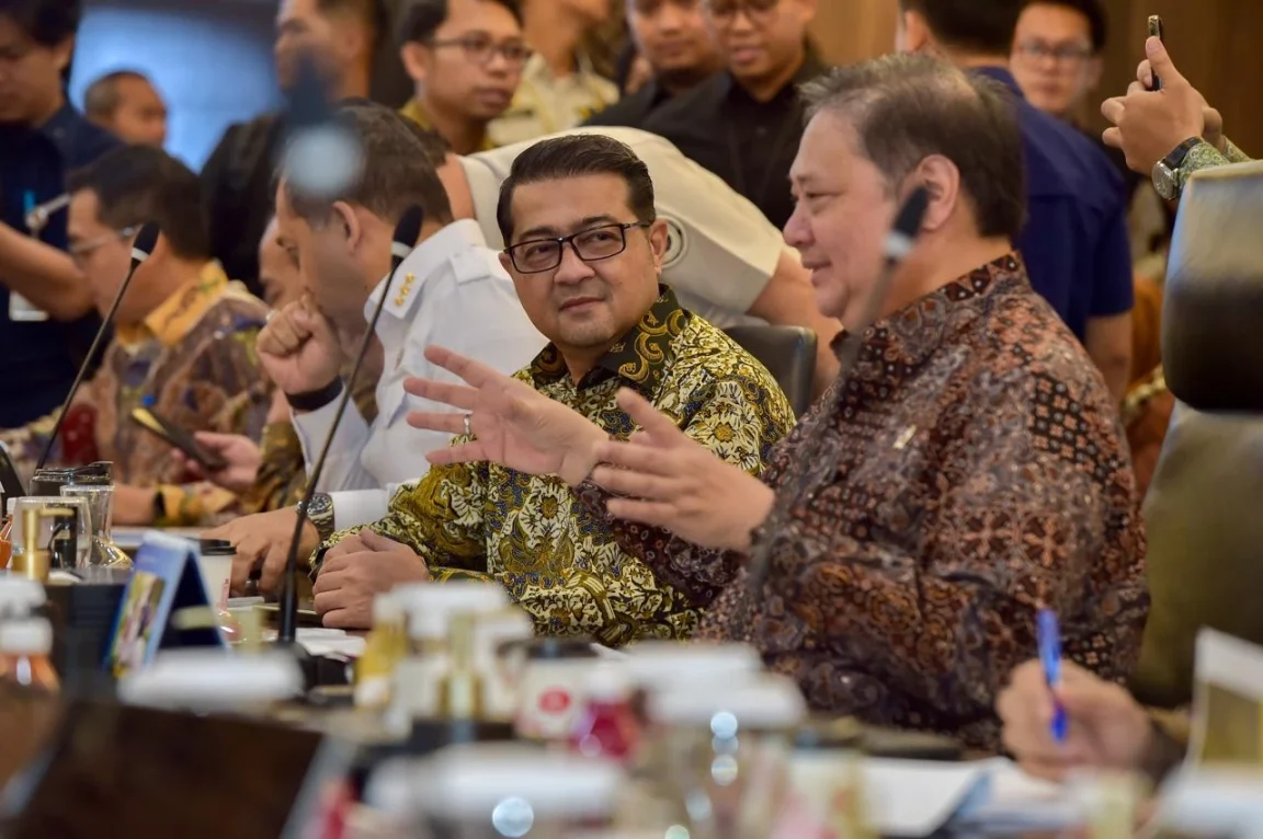 Pemerintah menurunkan PPh royalti penulis menjadi 1,5 persen final untuk mendukung industri kreatif dan penerbitan nasional.