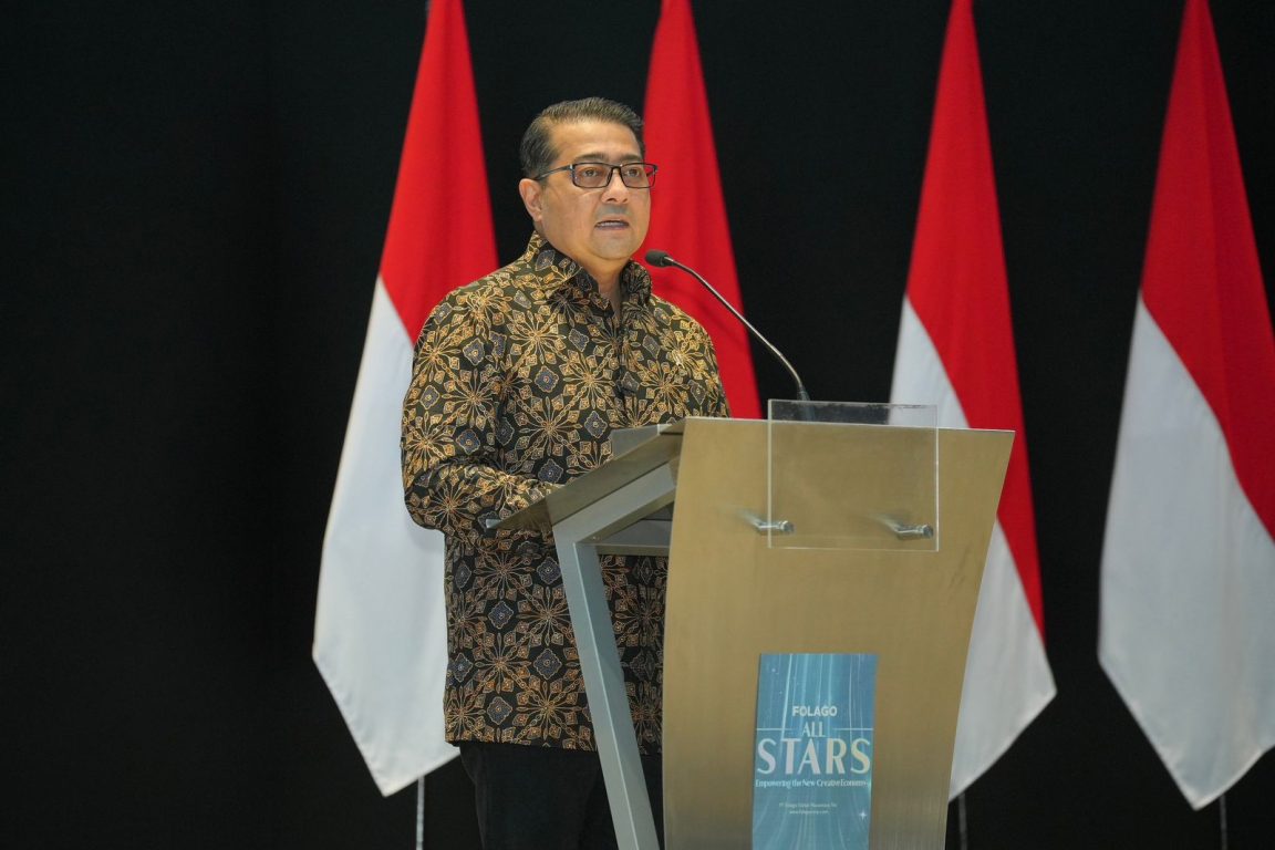 Menteri Ekraf Teuku Riefky Harsya dorong content creator dan digitalisasi UMKM jadi motor baru ekonomi kreatif Indonesia.