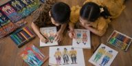 Strategi kreatif kampanye Batik Jonegoroan melalui media visual dan permainan edukatif untuk anak sekolah dasar.