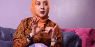dr. Ratna pendiri RKD Klinik berbagi kisah sukses, filosofi kecantikan, keluarga, dan kecintaan pada budaya Indonesia.