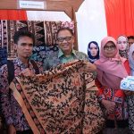 Mengenal ragam motif Batik Tanah Liek Dharmasraya yang terinspirasi flora, fauna, dan budaya Minangkabau.