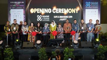 Wamendag Roro menyebut waralaba jadi strategi penguatan UMKM dan penciptaan wirausaha baru di FLEI 2026.
