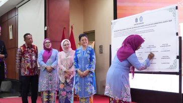 Hari Kartini 2026 di Jakarta Timur dorong perempuan jadi garda depan pilah sampah dari rumah untuk lingkungan bersih.