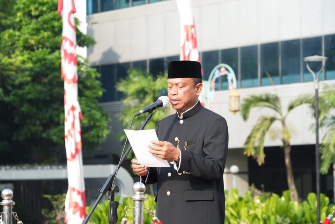 Hardiknas 2026 di Jaktim jadi momentum refleksi pendidikan. Wali Kota Munjirin ajak kolaborasi wujudkan pendidikan inklusif bermutu.