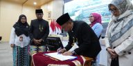 Pemkot Jaktim dorong wajib belajar 13 tahun. Munjirin ajak kolaborasi cegah anak putus sekolah dan perluas akses pendidikan merata.
