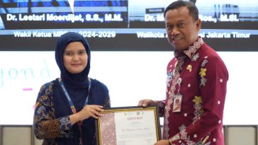 Walikota Jaktim Munjirin ajak siswa Labschool Ciracas kembangkan potensi diri dan jauhi tawuran serta narkoba.