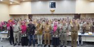 Munjirin mewajibkan warga Jakarta Timur memilah sampah dari rumah guna menekan timbulan sampah menuju TPST Bantargebang.
