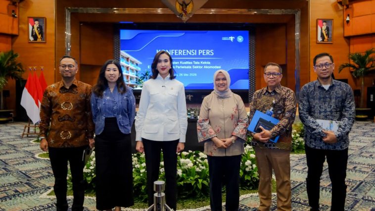 Kemenpar kembangkan sistem API bersama OTA untuk memastikan seluruh akomodasi digital memiliki izin usaha resmi.