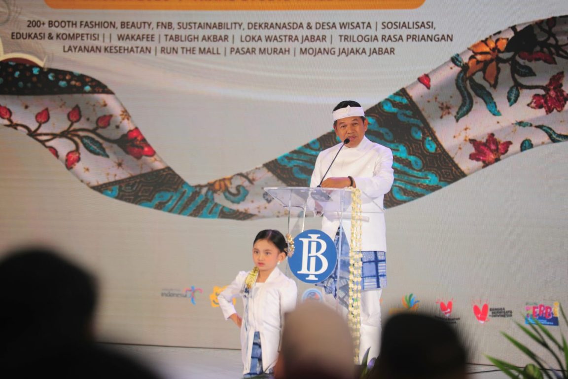 Dedi Mulyadi usulkan insentif bulanan bagi pembatik agar mengajar generasi muda demi menjaga warisan budaya Jawa Barat. Foto: Istimewa