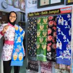 Sejarah Batik Kediri berkembang dari kawasan Sungai Brantas menjadi identitas budaya melalui motif lokal dan kreativitas para perajin.