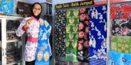 Sejarah Batik Kediri berkembang dari kawasan Sungai Brantas menjadi identitas budaya melalui motif lokal dan kreativitas para perajin.