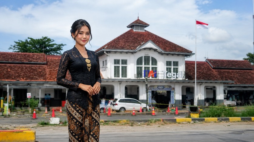 Batik Tegalan bukan sekadar kain tradisional, tetapi aset pendidikan dan budaya yang merekam sejarah, nilai, dan identitas masyarakat Tegal.