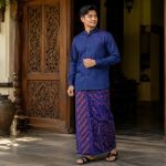 Pelajari prinsip sanggit Batik Lasem agar desain sarung lebih indah, simetris, nyaman dikenakan, dan tetap menjaga tradisi budaya.