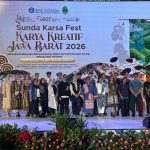 Komarudin Kudiya Perkenalkan Batik AI "Kepak Sayap Burung Rajawali" di Sunda Karsa Festival–Karya Kreatif Jawa Barat 2026