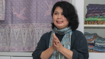 APPBI melalui Pameran Puspa Nuswantara mendorong regenerasi pembatik, edukasi budaya, dan pelestarian batik Indonesia.