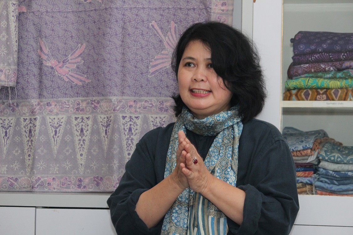 APPBI melalui Pameran Puspa Nuswantara mendorong regenerasi pembatik, edukasi budaya, dan pelestarian batik Indonesia.