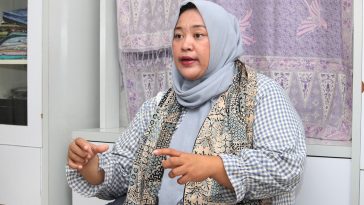 Sania Dewi menilai Puspa Nuswantara menjadi ruang penting untuk menjaga batik asli dan mempertemukan perajin dengan konsumen.