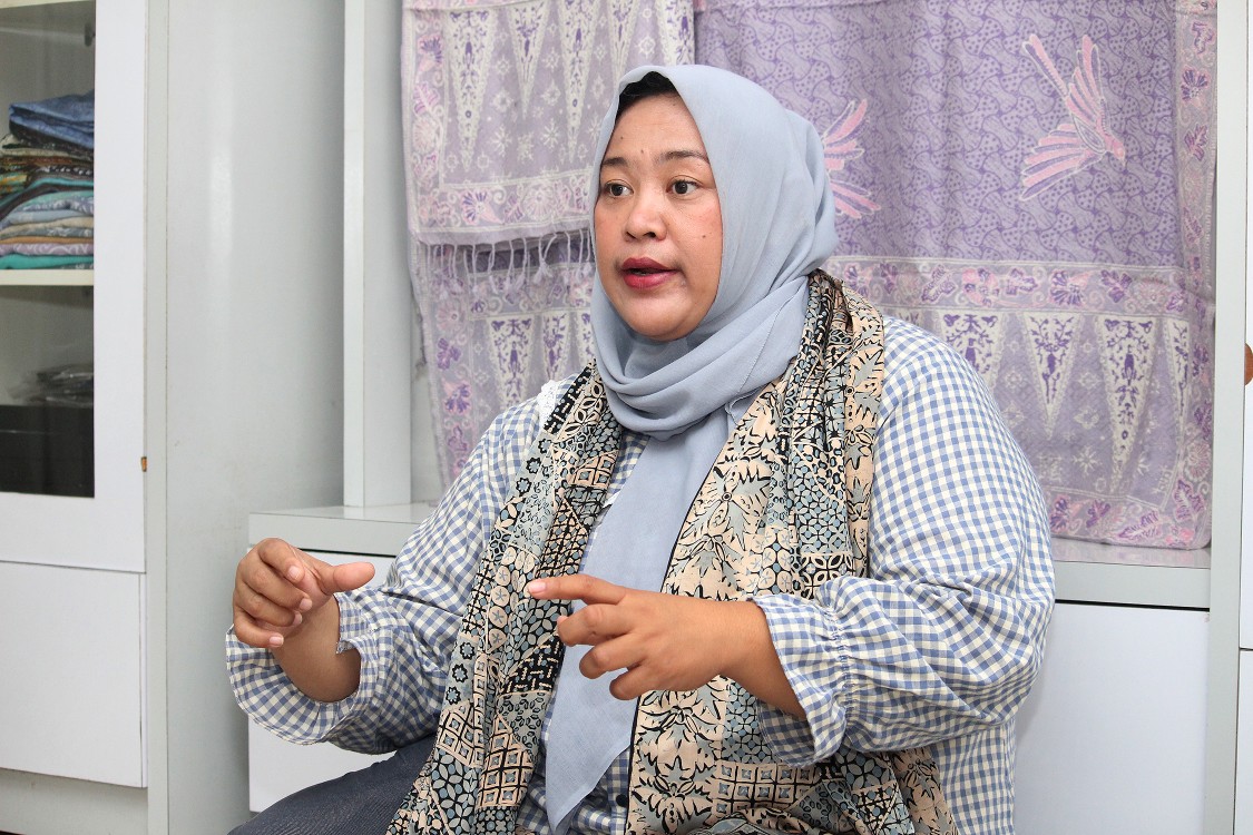 Sania Sari menilai Puspa Nuswantara menjadi ruang penting untuk menjaga batik asli dan mempertemukan perajin dengan konsumen.