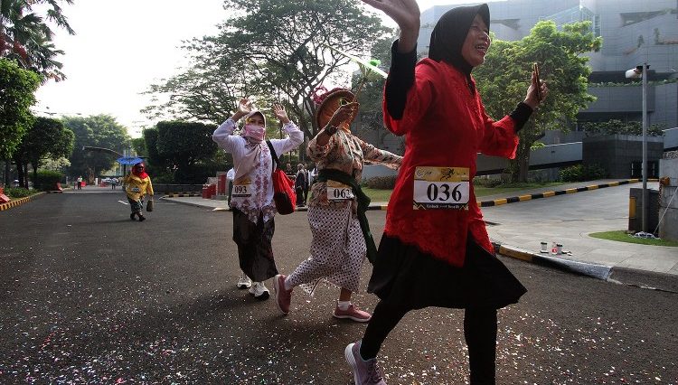 Hotel Bidakara menggelar Tempo Doeloe Fun Run, meluncurkan Kids Club dan maskot Jinggo untuk sambut libur sekolah.